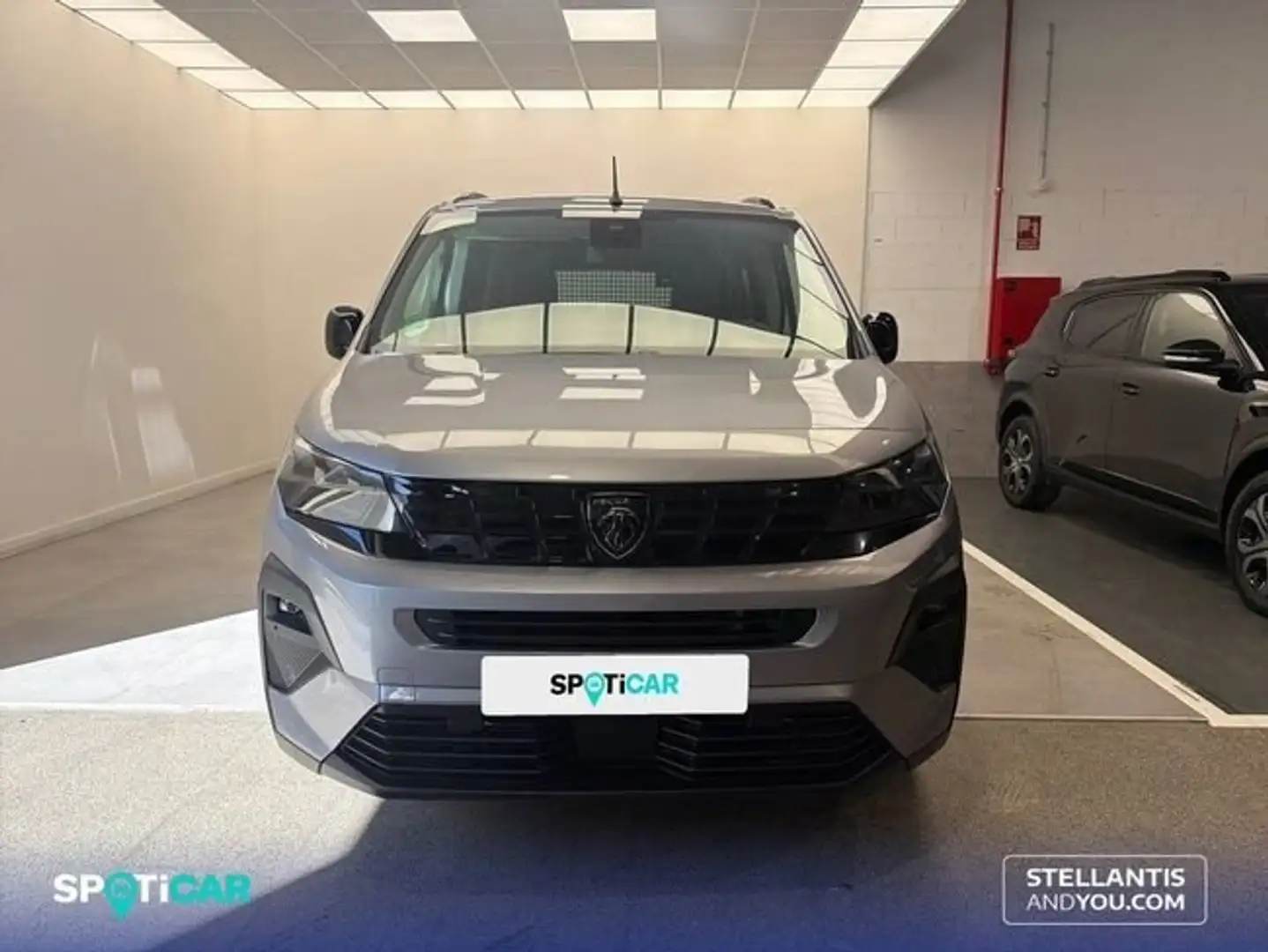 Peugeot Rifter Std. BlueHDi 130 S&S Allure Business Gris - 2