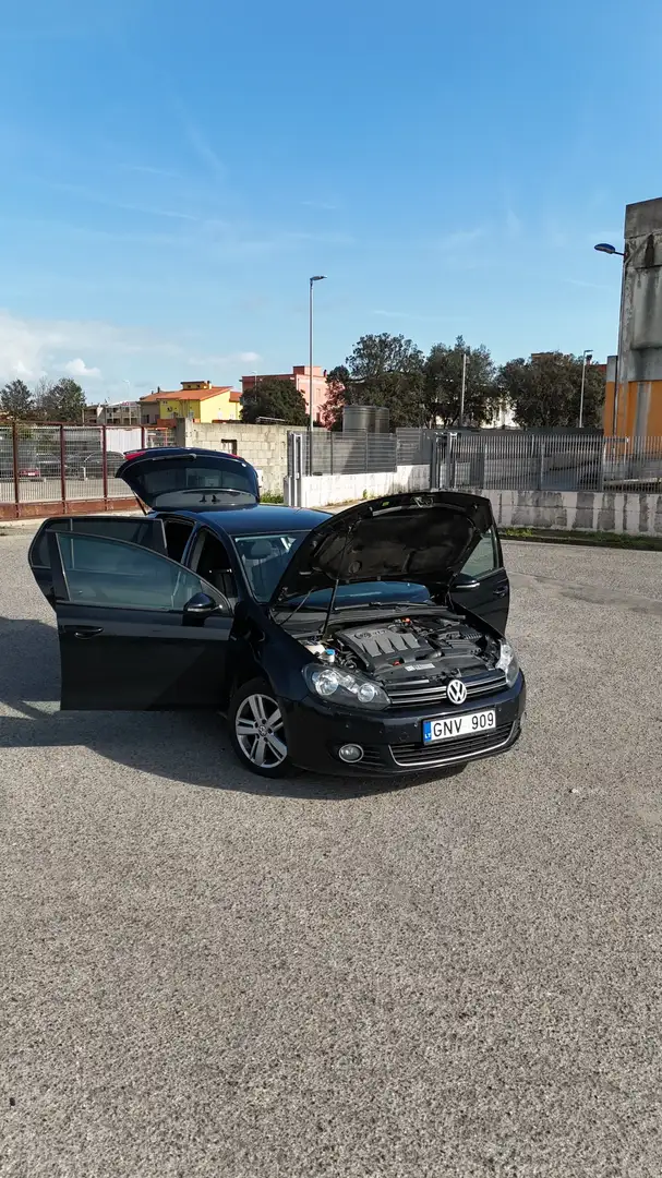 Volkswagen Golf 5p 1.6 tdi Highline - 1