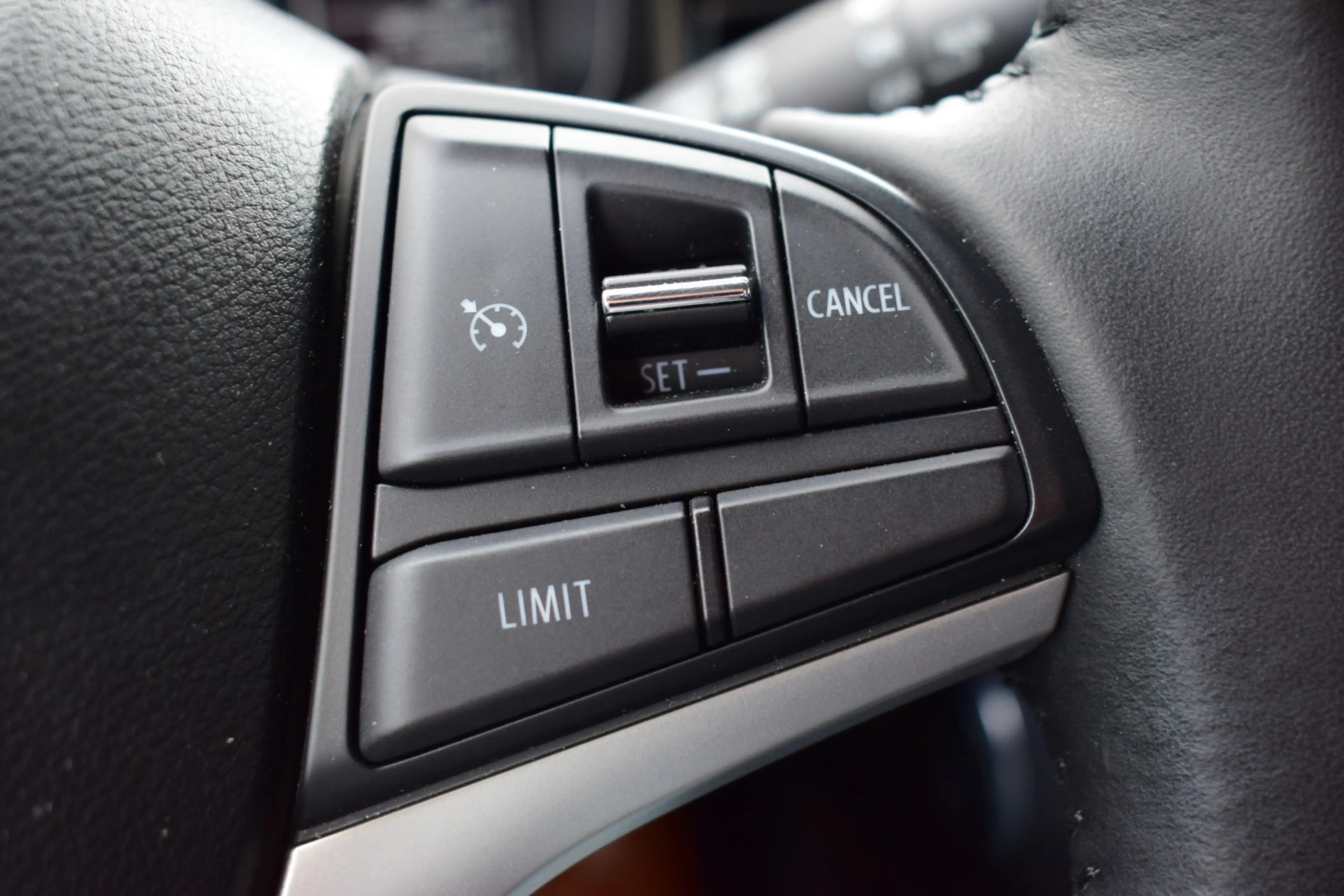 Suzuki Ignis 1.2 Smart Hybrid Style | Navigatie | Stoelverwarmi — photo 16