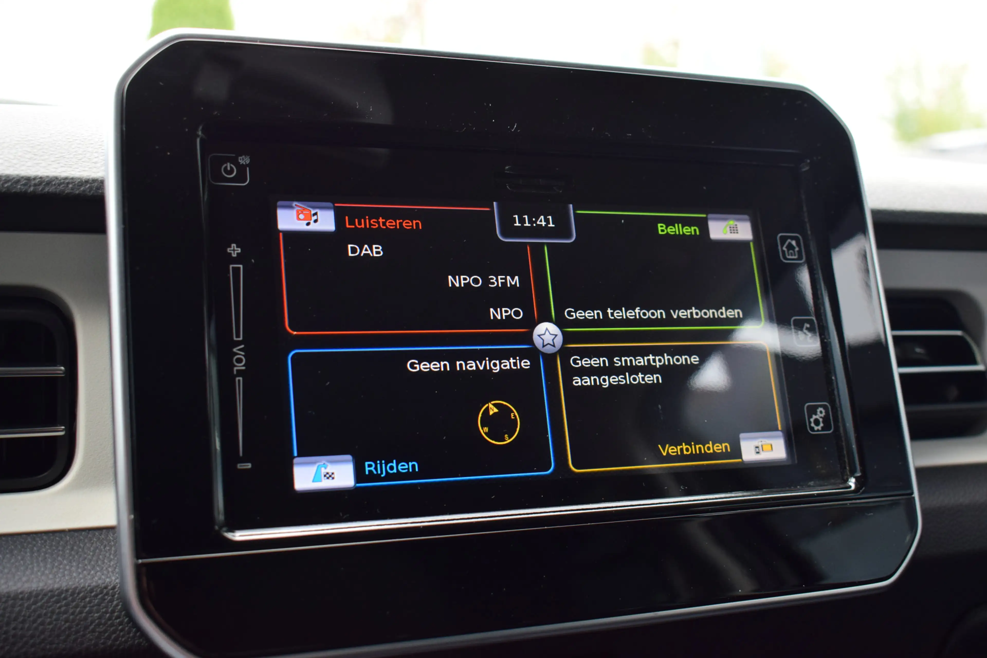 Suzuki Ignis 1.2 Smart Hybrid Style | Navigatie | Stoelverwarmi — photo 18