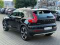 Volvo XC40 Momentum Pro AWD Schwarz - thumbnail 4