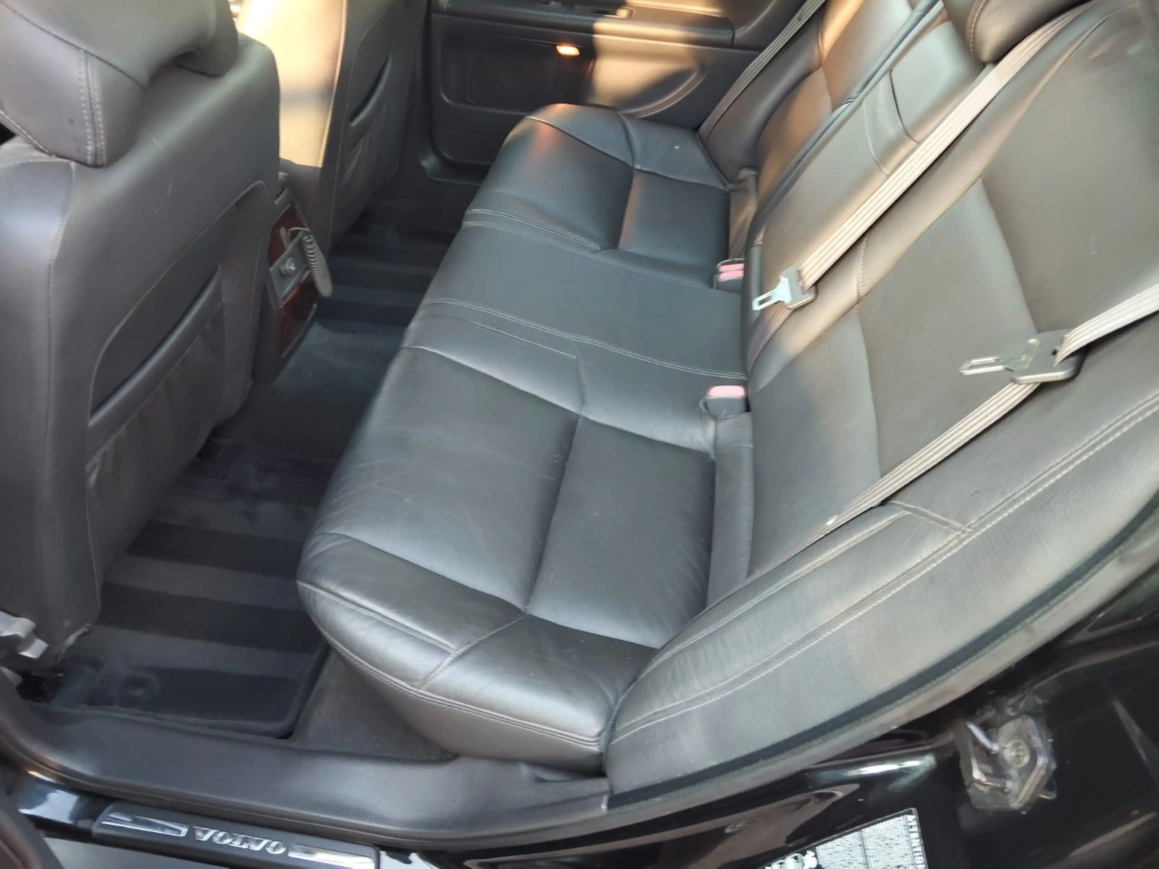 Volvo S80 2.4 - Scheckheft Volvo - TÜV+Inspktion neu — photo 6