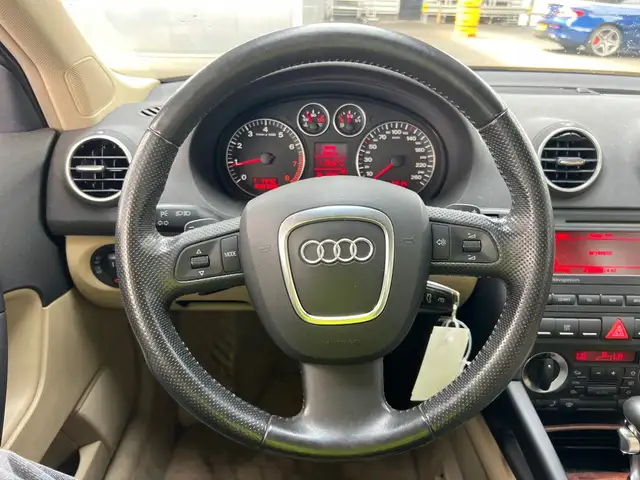 Audi A3 view 14