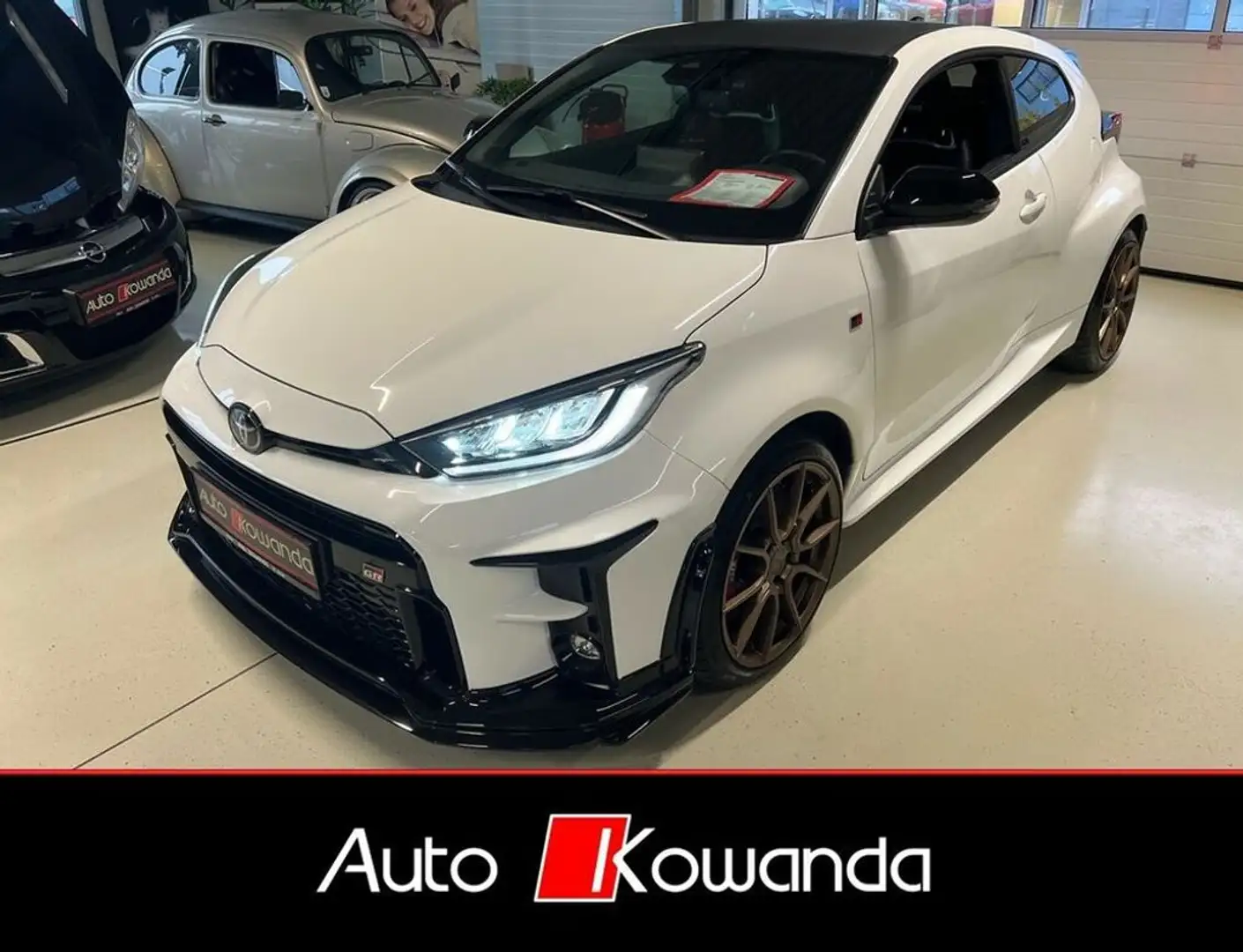 Toyota Yaris GR High Performance Blanc - 2