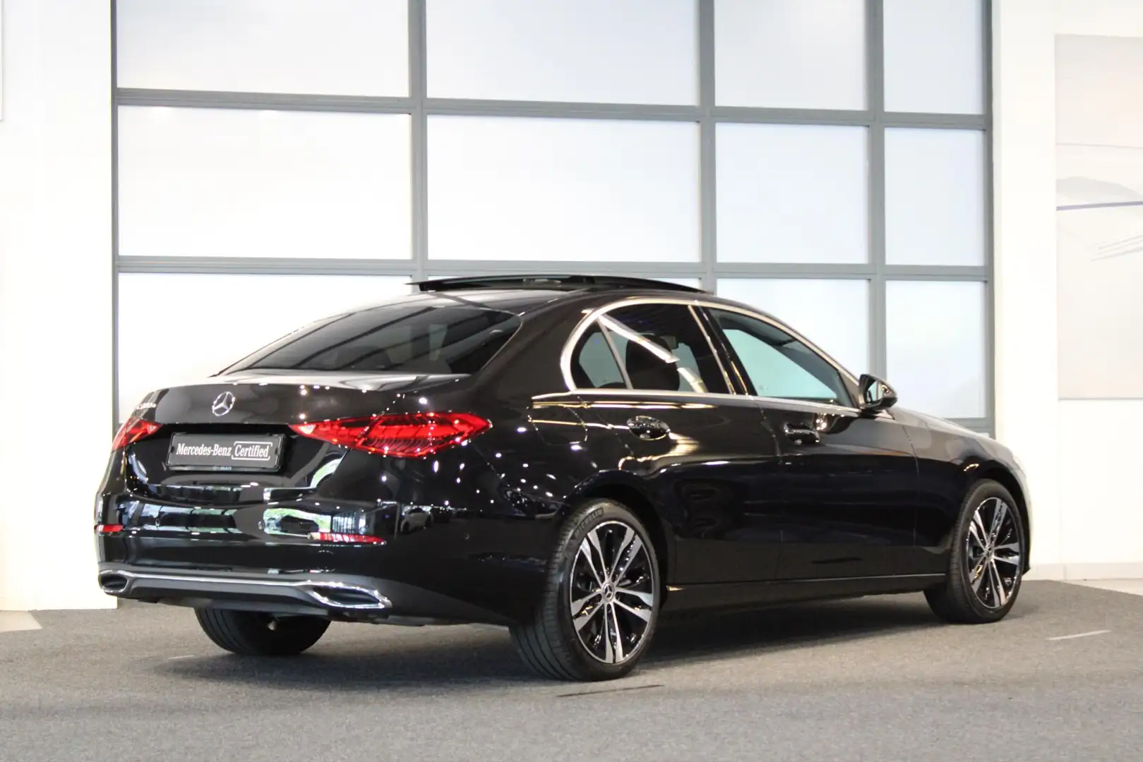 Mercedes-Benz C 300 Limousine e Luxury Line Panorama dak Negro - 2