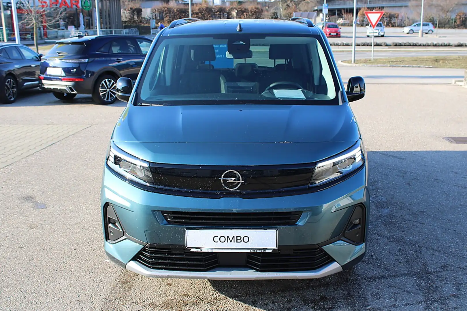 Opel Combo 1.5 Diesel L GS Blau - 2