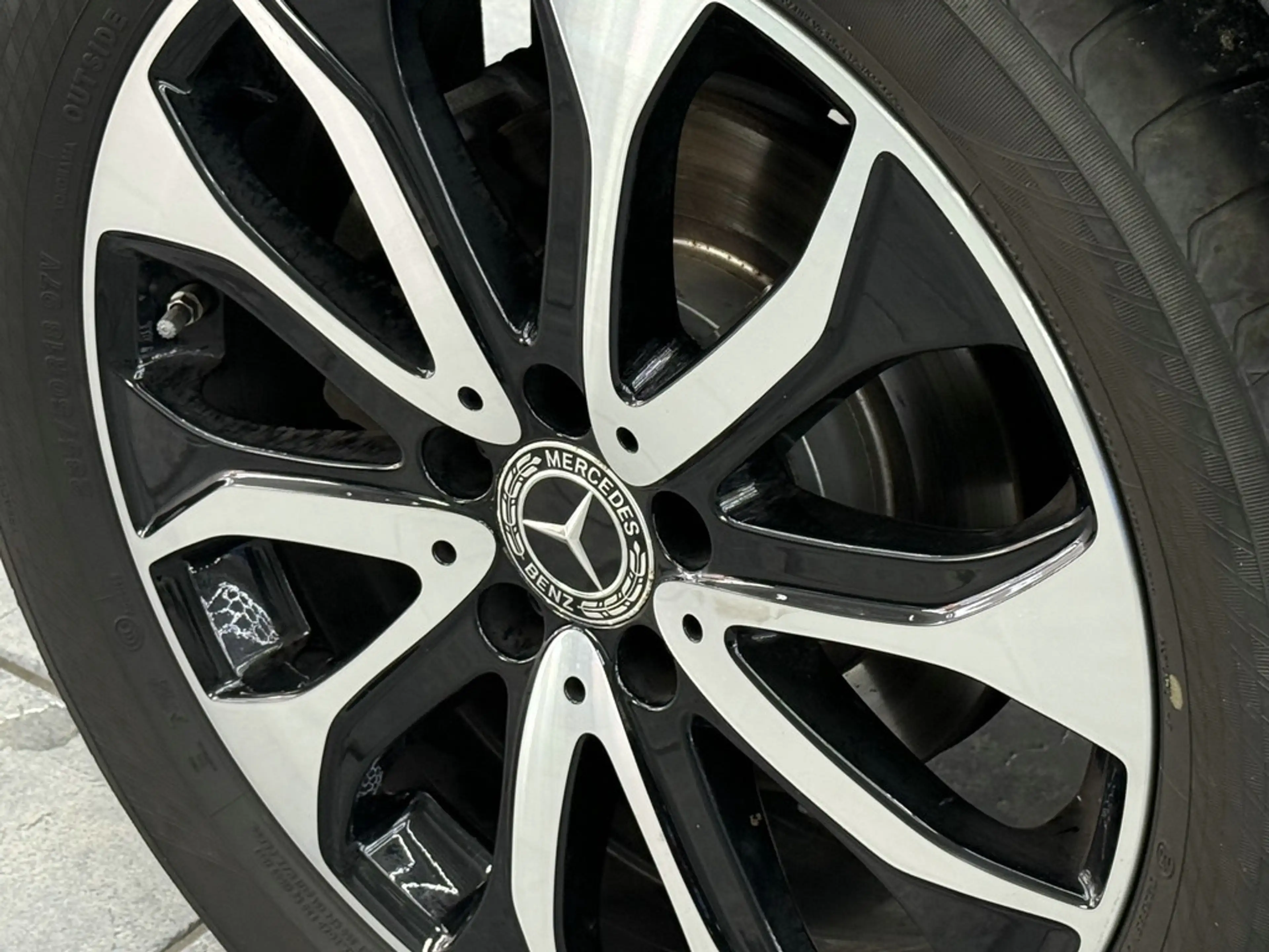 Mercedes-Benz GLA 220 d 4Matic AMG-Styling, LED, Leder, Kamera — photo 5