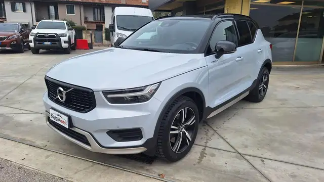 Volvo XC40 D3 AWD GEARTRONIC R-DESIGN N1 AUTOCARRO 5 POSTI