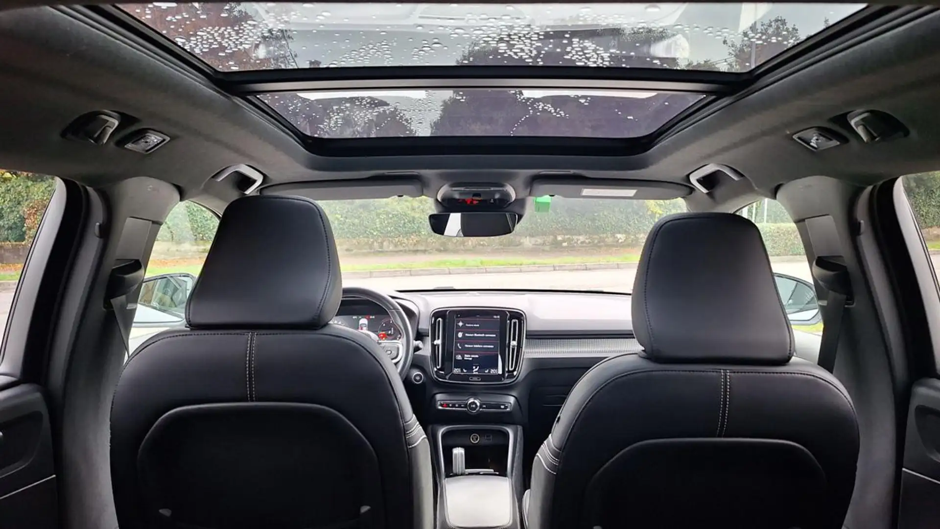 Volvo XC40 D3 AWD Geartronic R-design N1 N°GA715 Blanc - 2