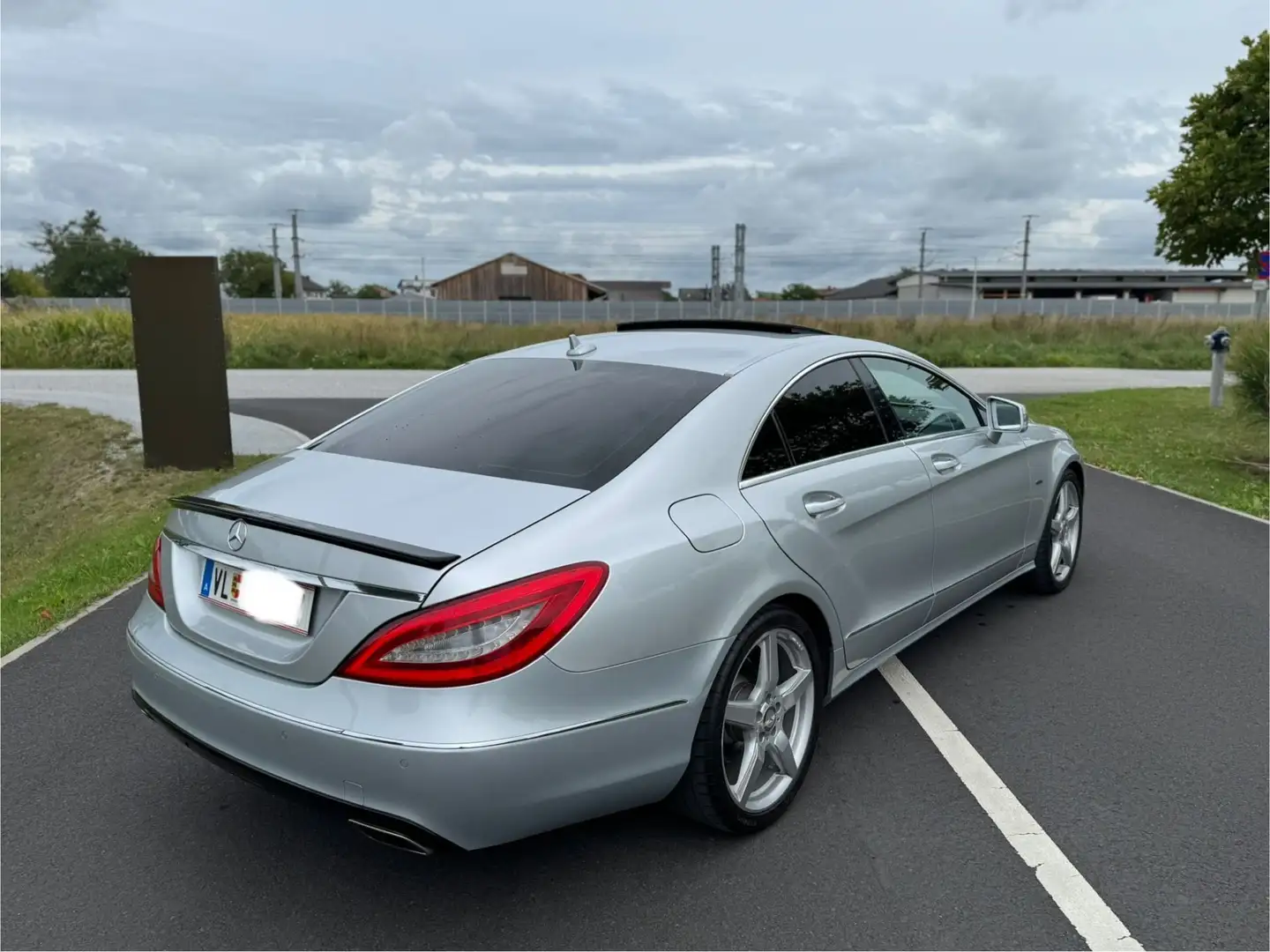 Mercedes-Benz CLS 350 Standheizung Distronic Spurhalteasystent - 2