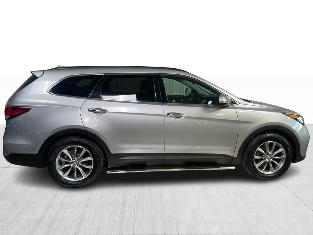 Hyundai SANTA FE photo Hyundai SANTA FE