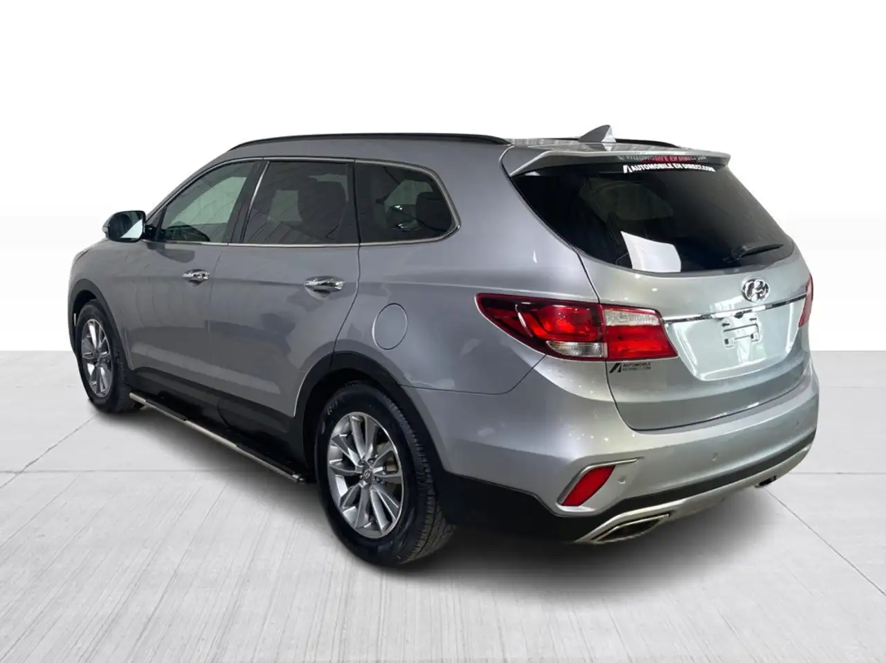 Hyundai SANTA FE photo Hyundai SANTA FE