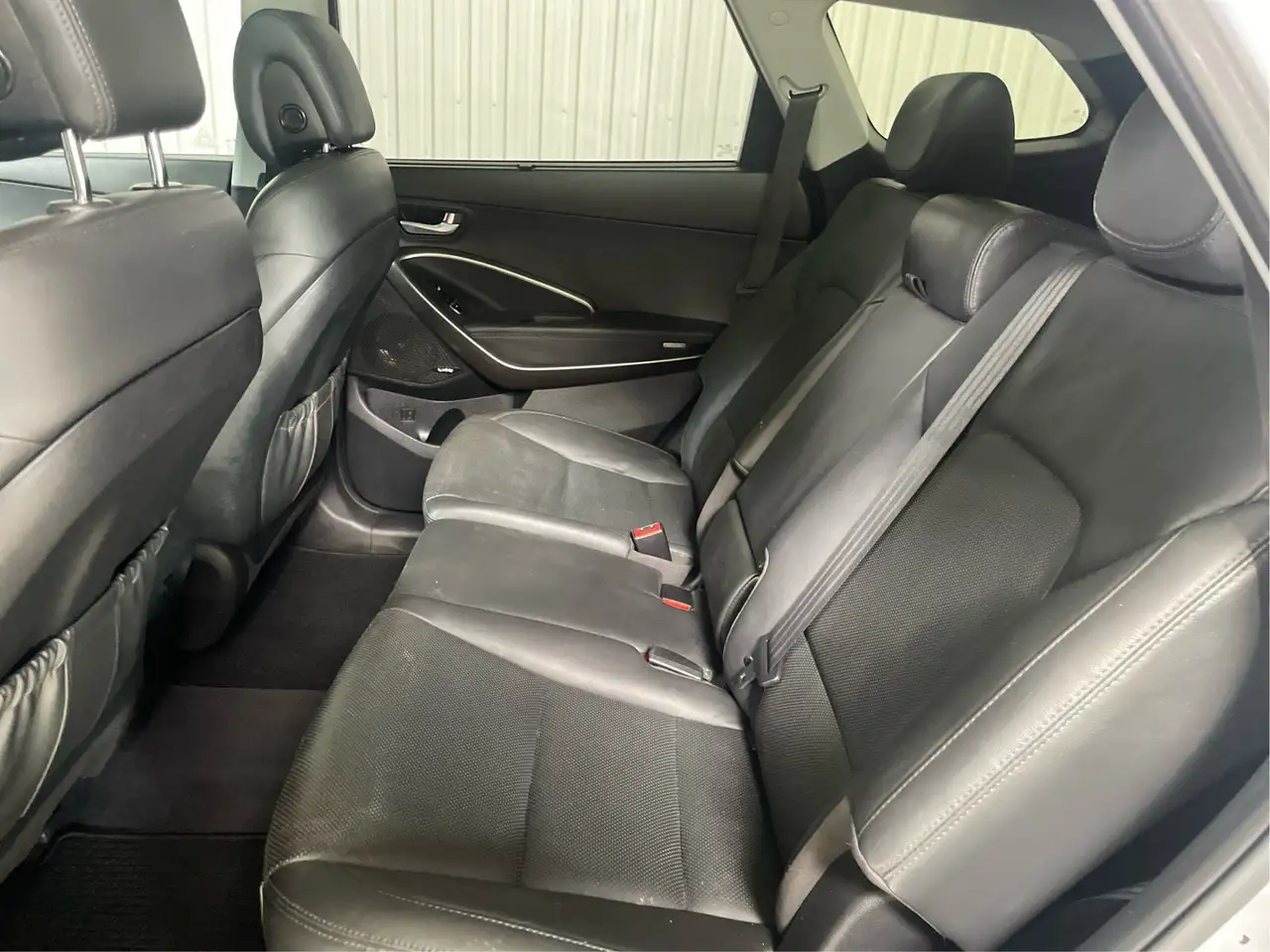 Hyundai SANTA FE photo Hyundai SANTA FE