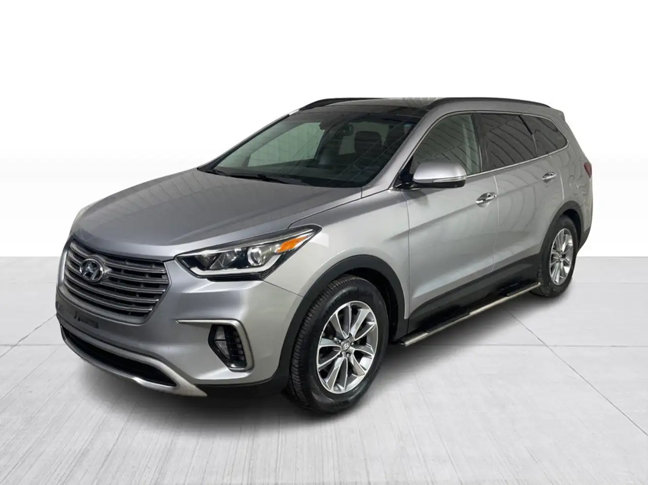 Hyundai SANTA FE photo Hyundai SANTA FE