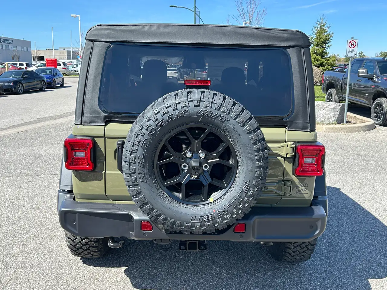 Jeep Wrangler снимка Jeep Wrangler