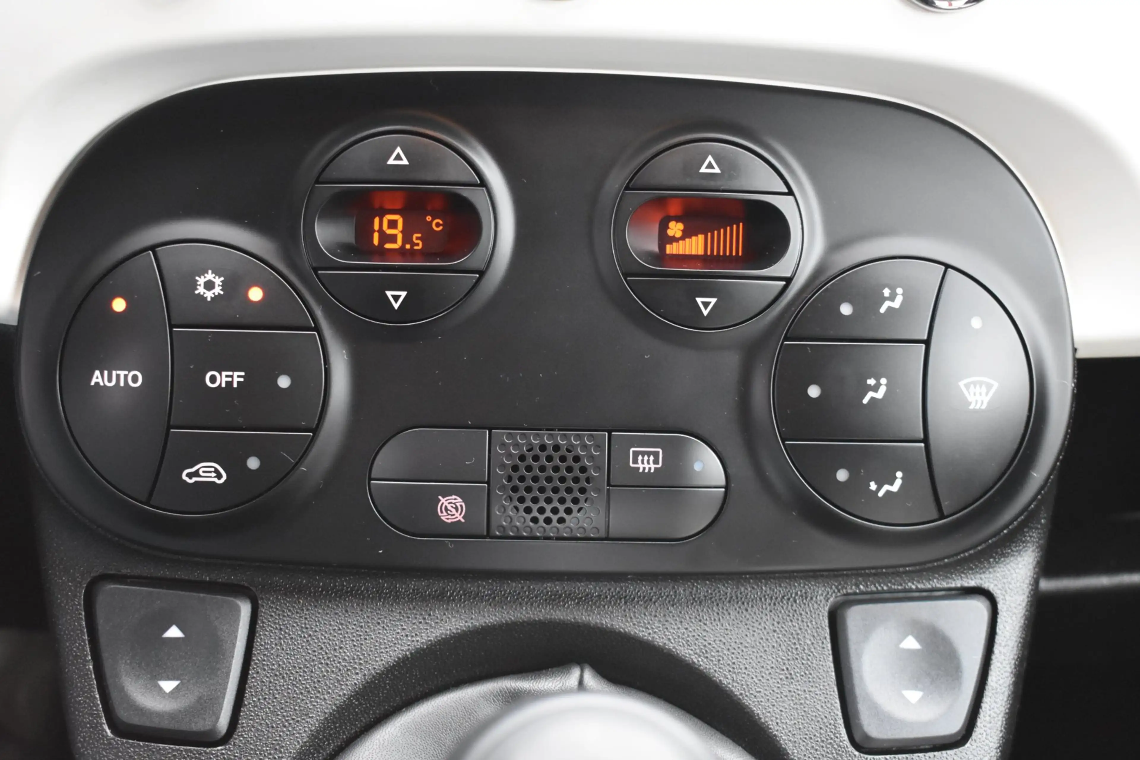 Fiat 500C 0.9 TwinAir by Gucci '13 Clima Inruil mogelijk — photo 13