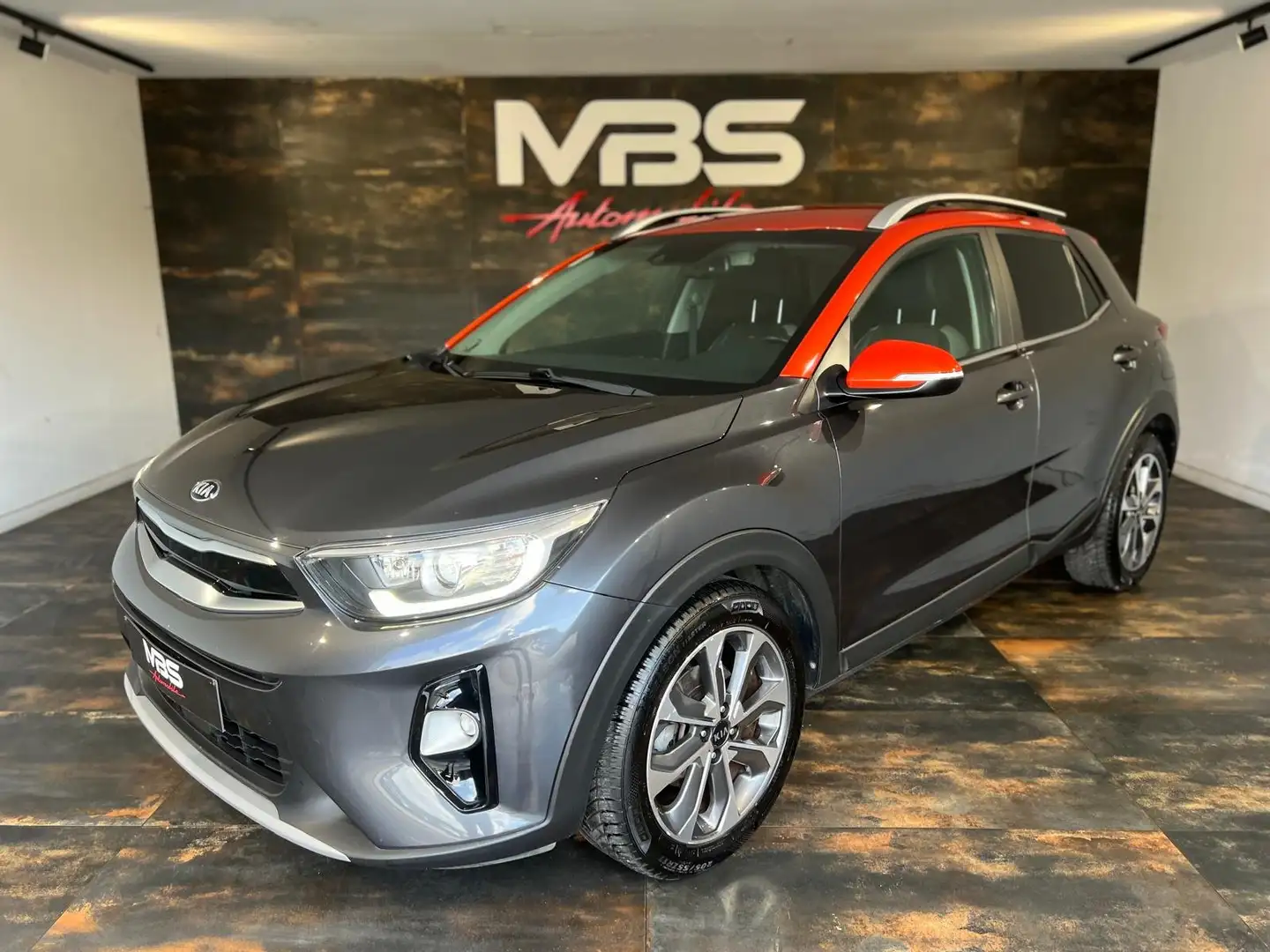 Kia Stonic 1.0 T Sense ISG DCT * GPS * CAMÉRA * CLIM * Grau - 2