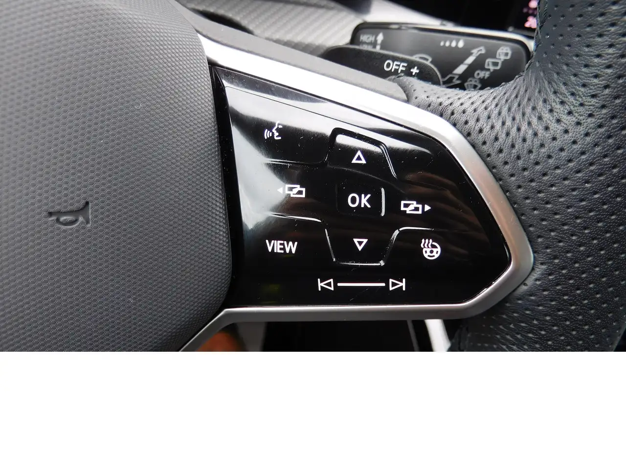 Volkswagen Golf 1.5 e TSI R-Line BMT DSG Navi Klima, миниатюра 22