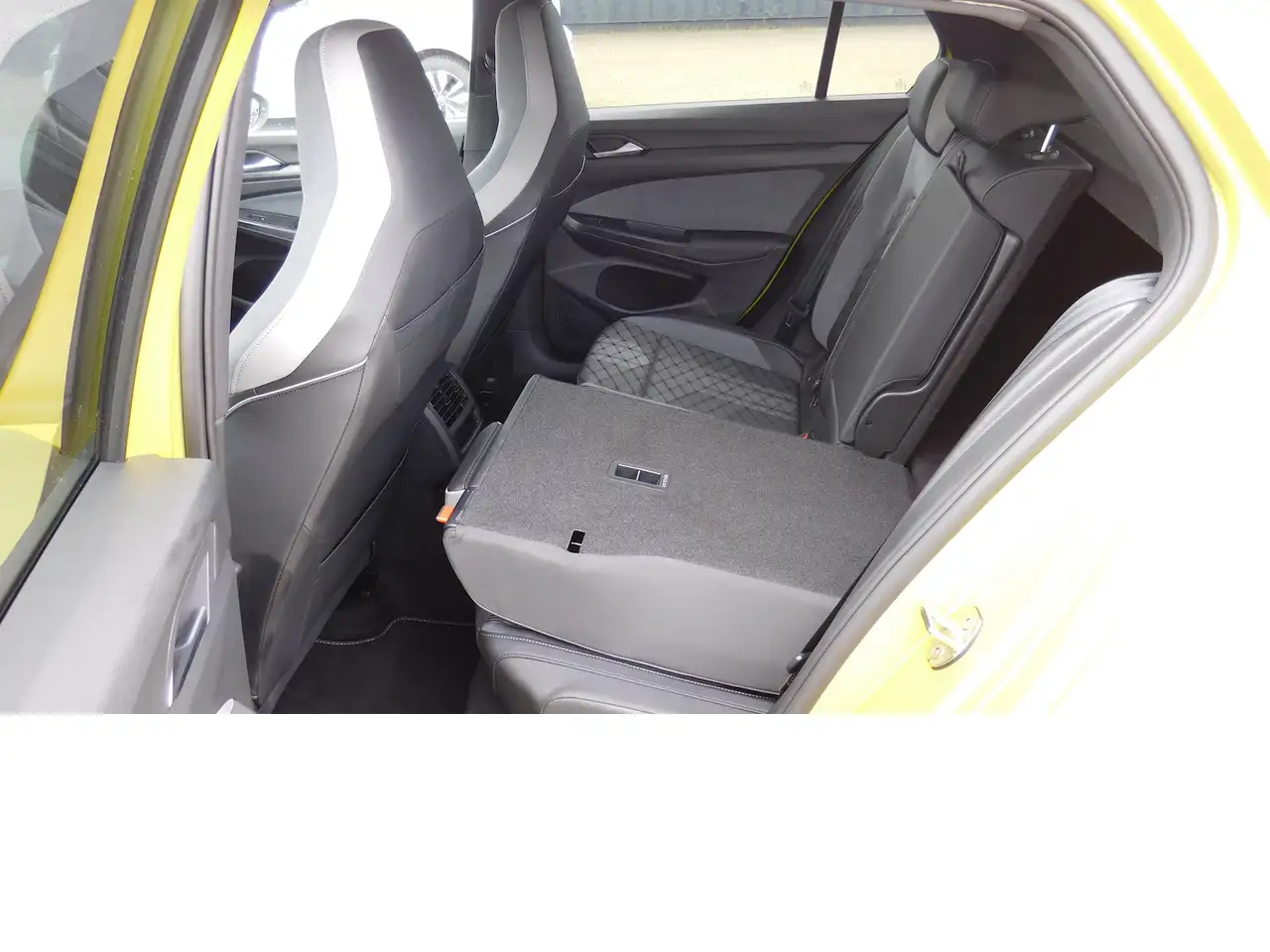Volkswagen Golf 1.5 e TSI R-Line BMT DSG Navi Klima, миниатюра 12