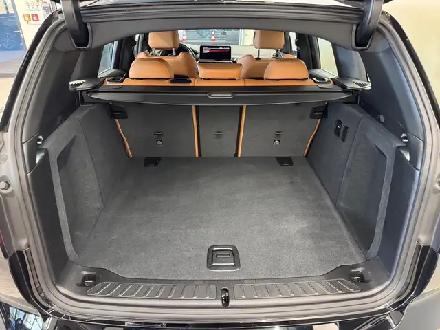 BMW X3 view 10