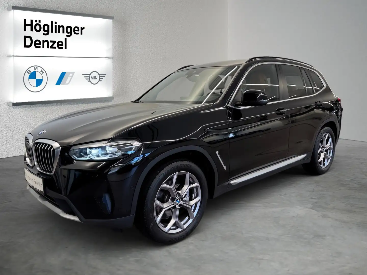 BMW X3 sDrive 18d Schwarz - 2