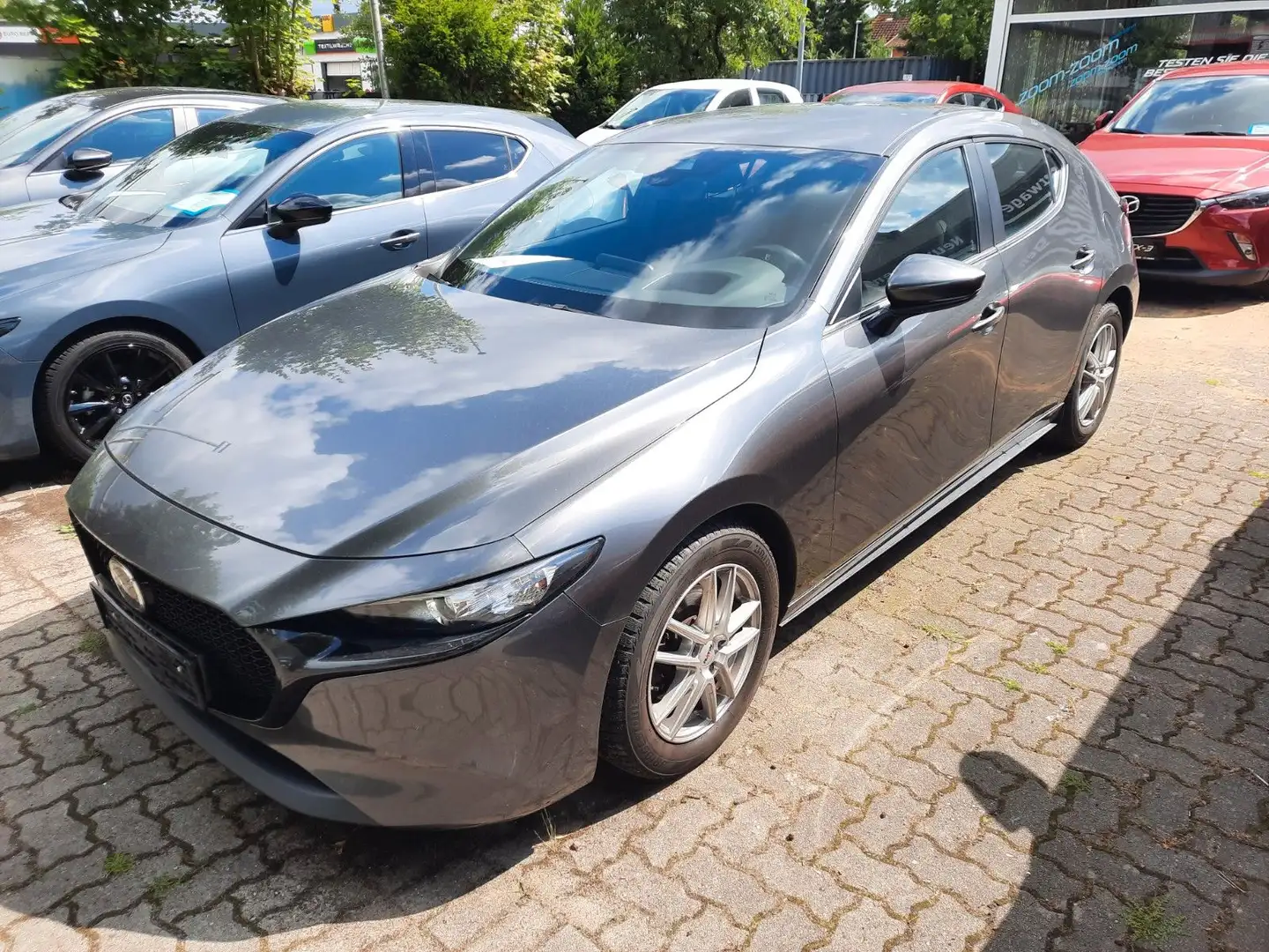 Mazda 3 SKYACTIV-G 2.0 M Hybrid NAVI+KLIMA+TOTWINKEL Gris - 1