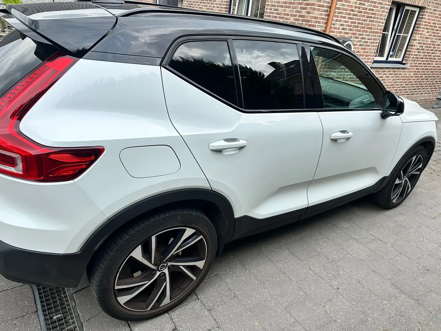 Volvo XC40 XC40 T5 Recharge DKG RDesign Expression Wit - 2
