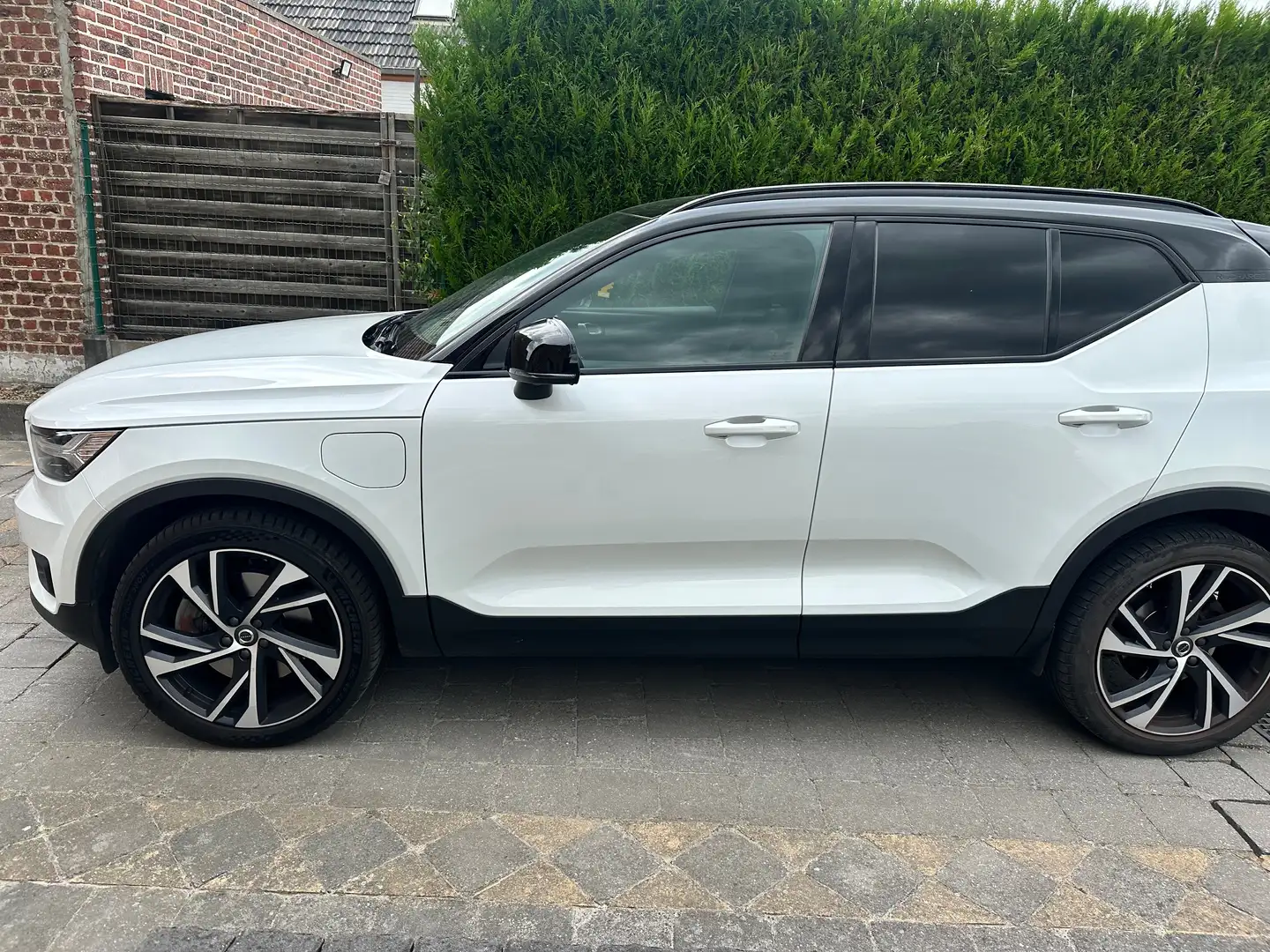 Volvo XC40 XC40 T5 Recharge DKG RDesign Expression Wit - 1