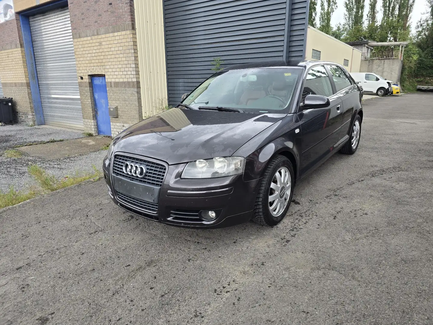 Audi A3 2.0 TDi 16v Ambition DSG - 1