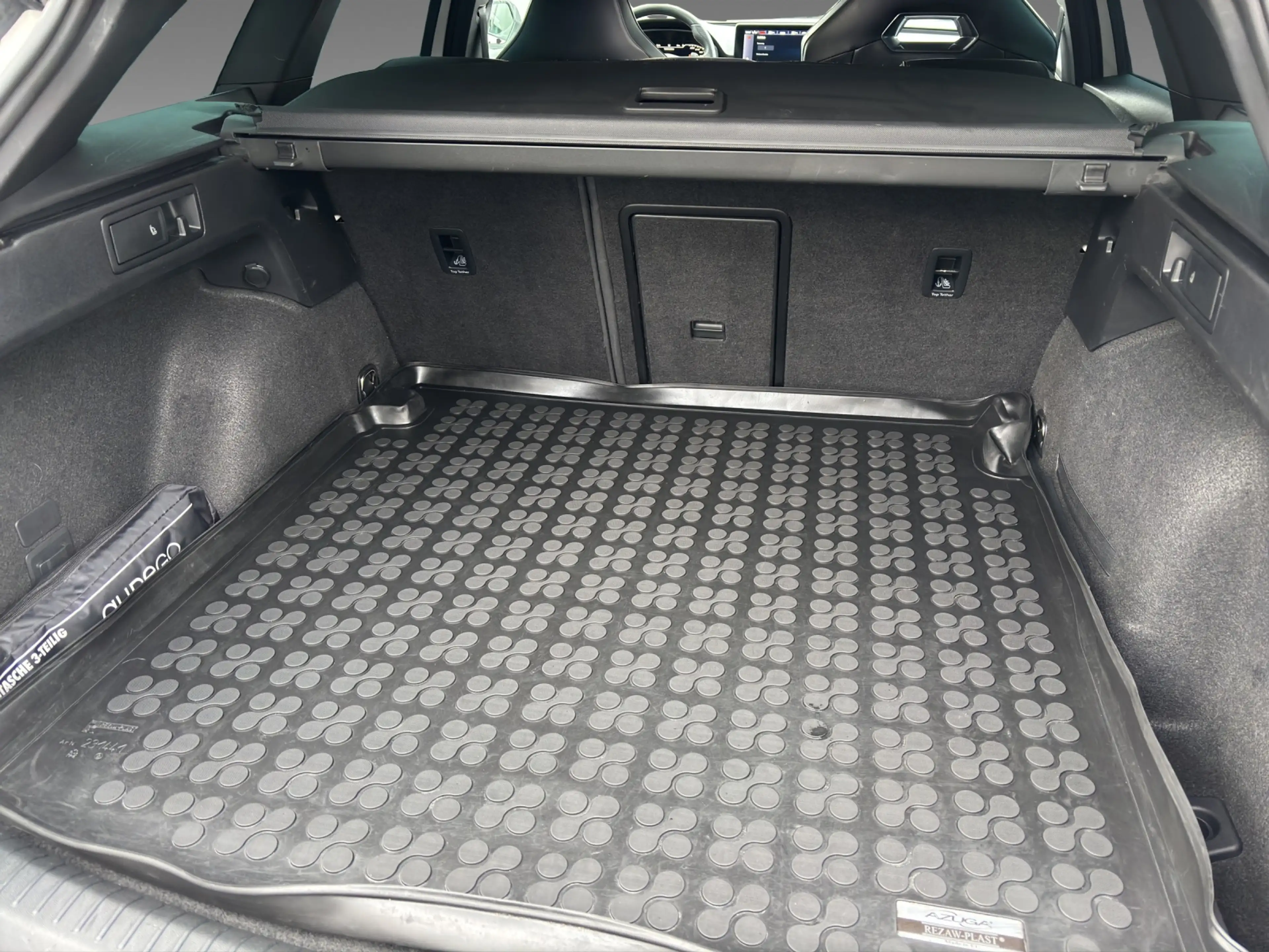 CUPRA Leon Sportstourer VZ 4Drive 19´Beats Kamera 1.Hd — photo 12