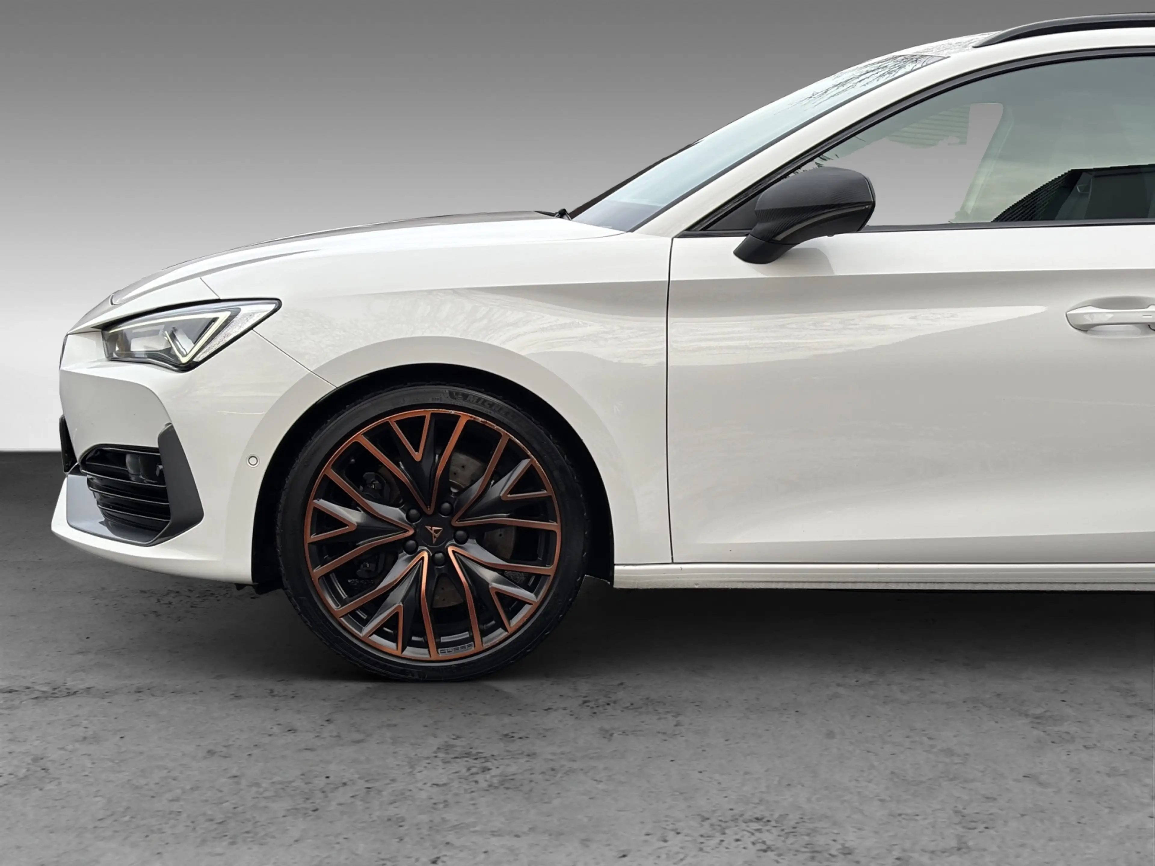 CUPRA Leon Sportstourer VZ 4Drive 19´Beats Kamera 1.Hd — photo 5