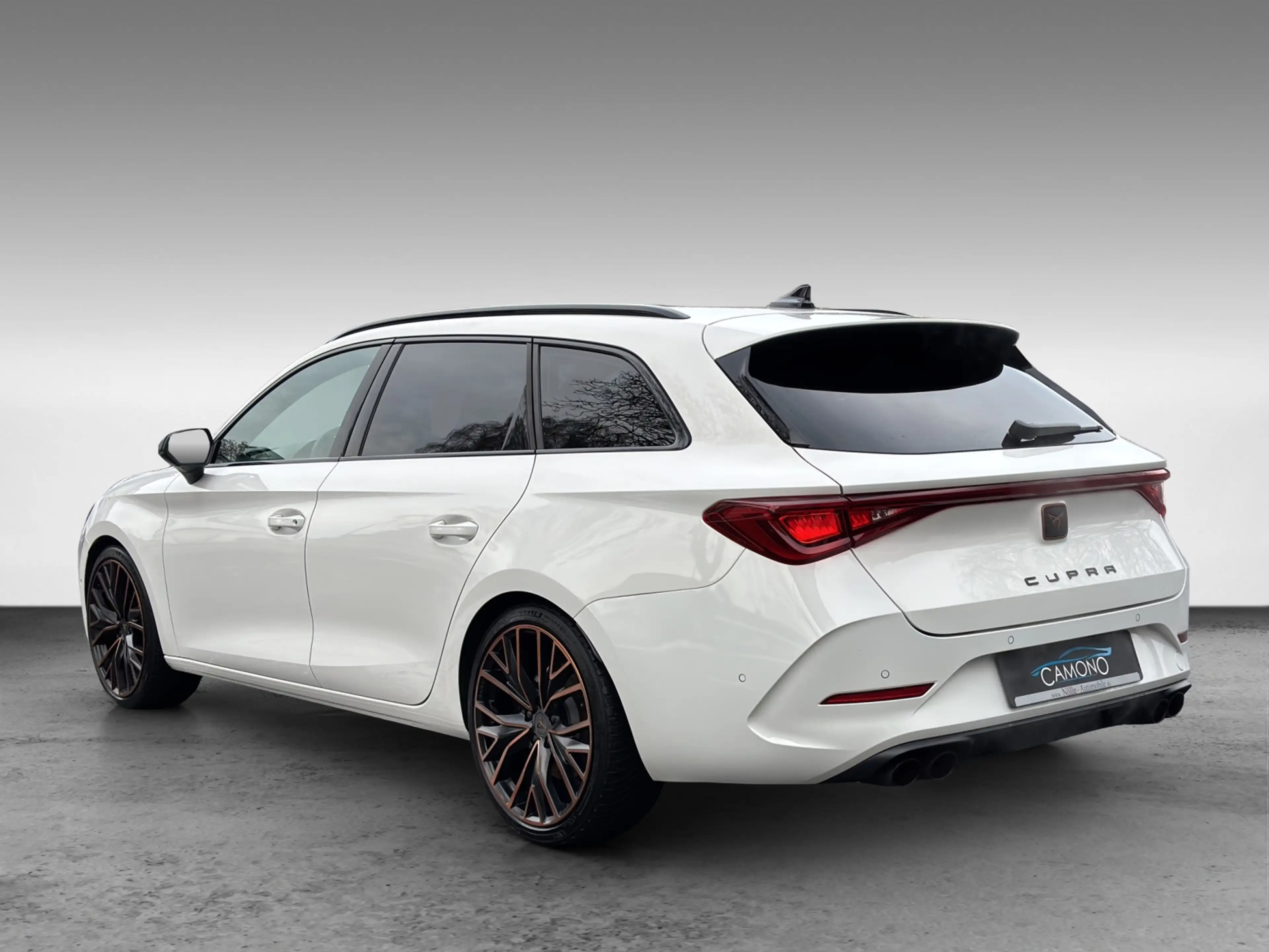 CUPRA Leon Sportstourer VZ 4Drive 19´Beats Kamera 1.Hd — photo 4