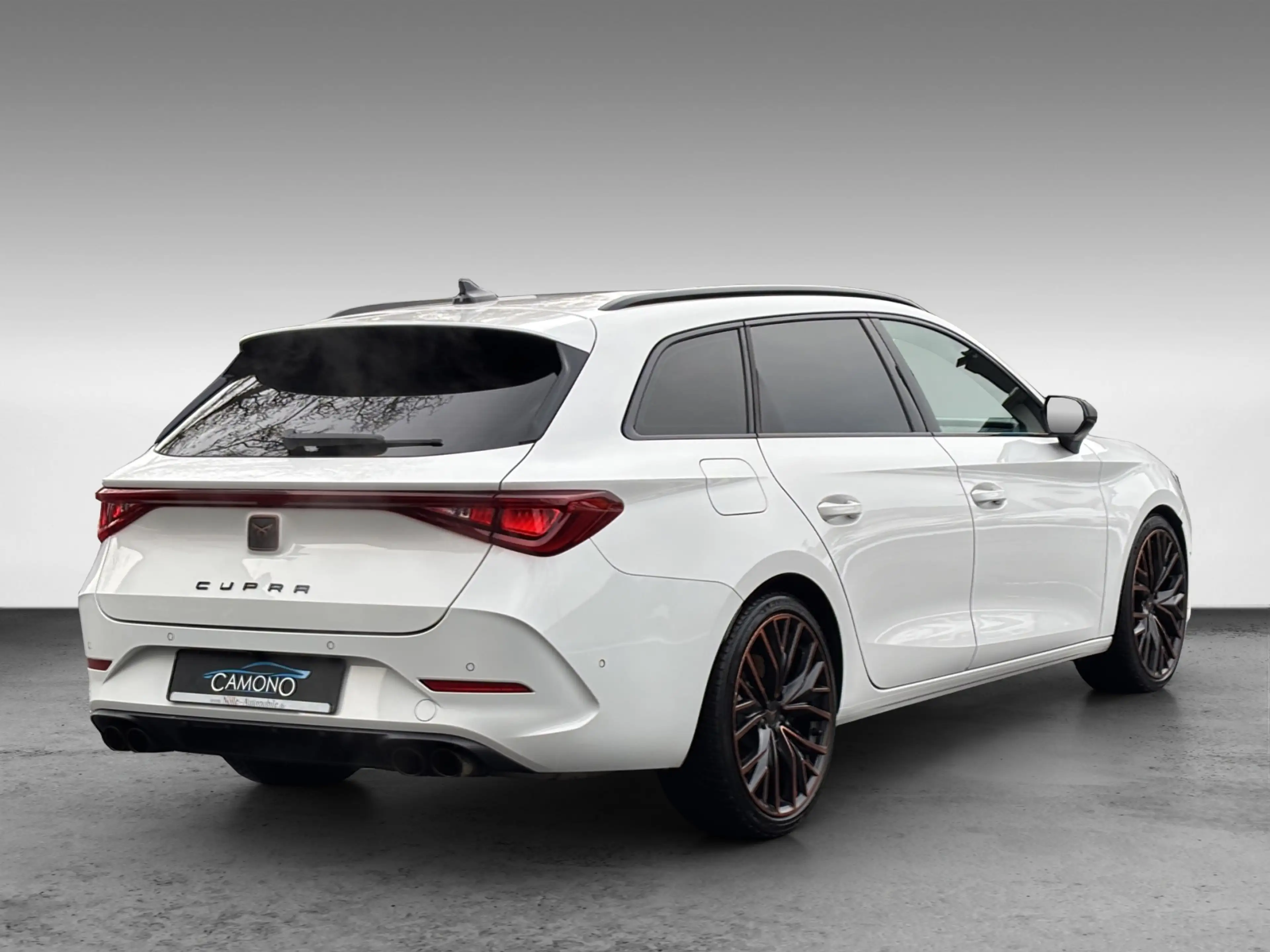 CUPRA Leon Sportstourer VZ 4Drive 19´Beats Kamera 1.Hd — photo 3