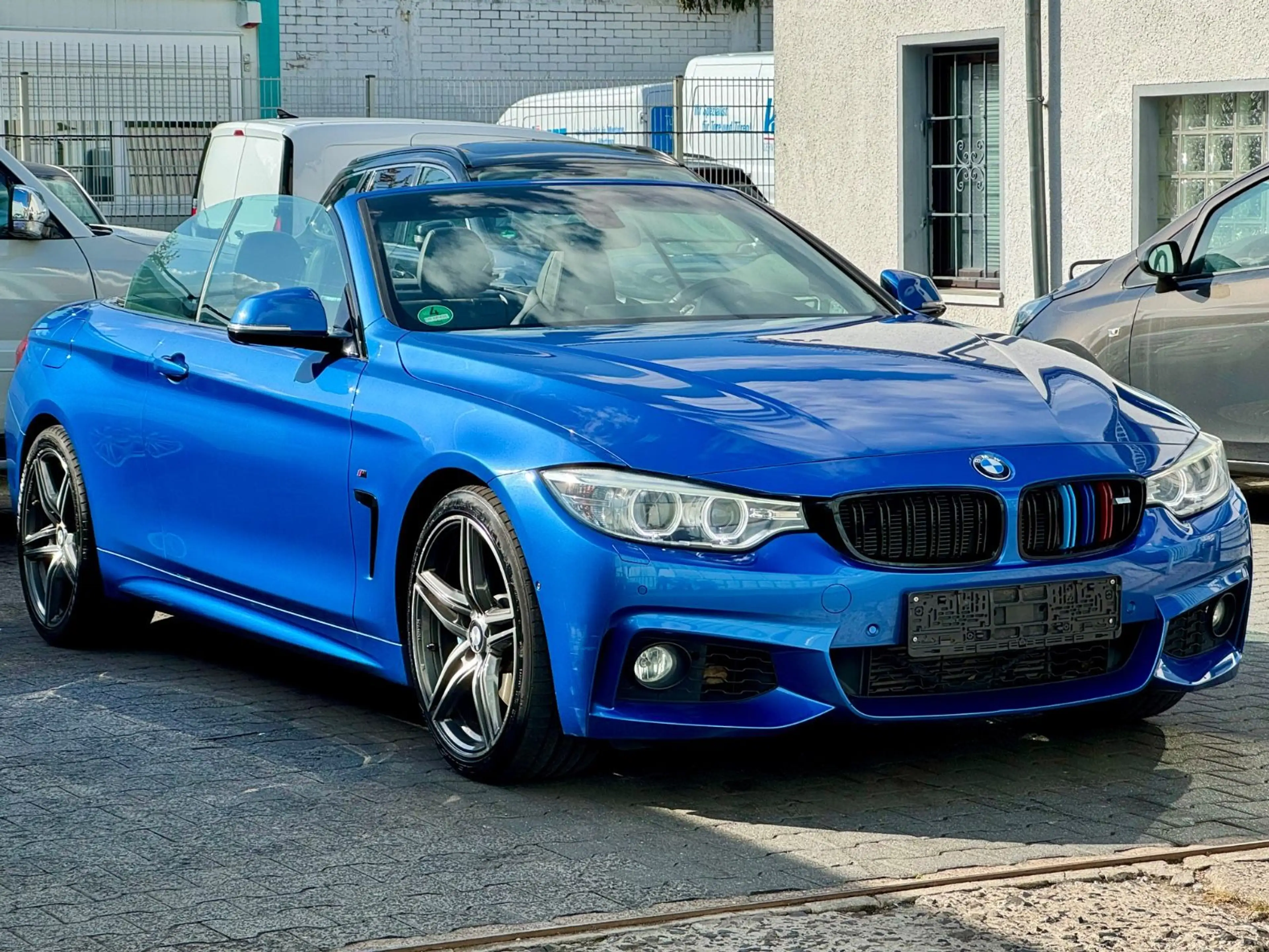 BMW 435 i Cabrio M Sport Aut. | Eisenmann | Surround — photo 10