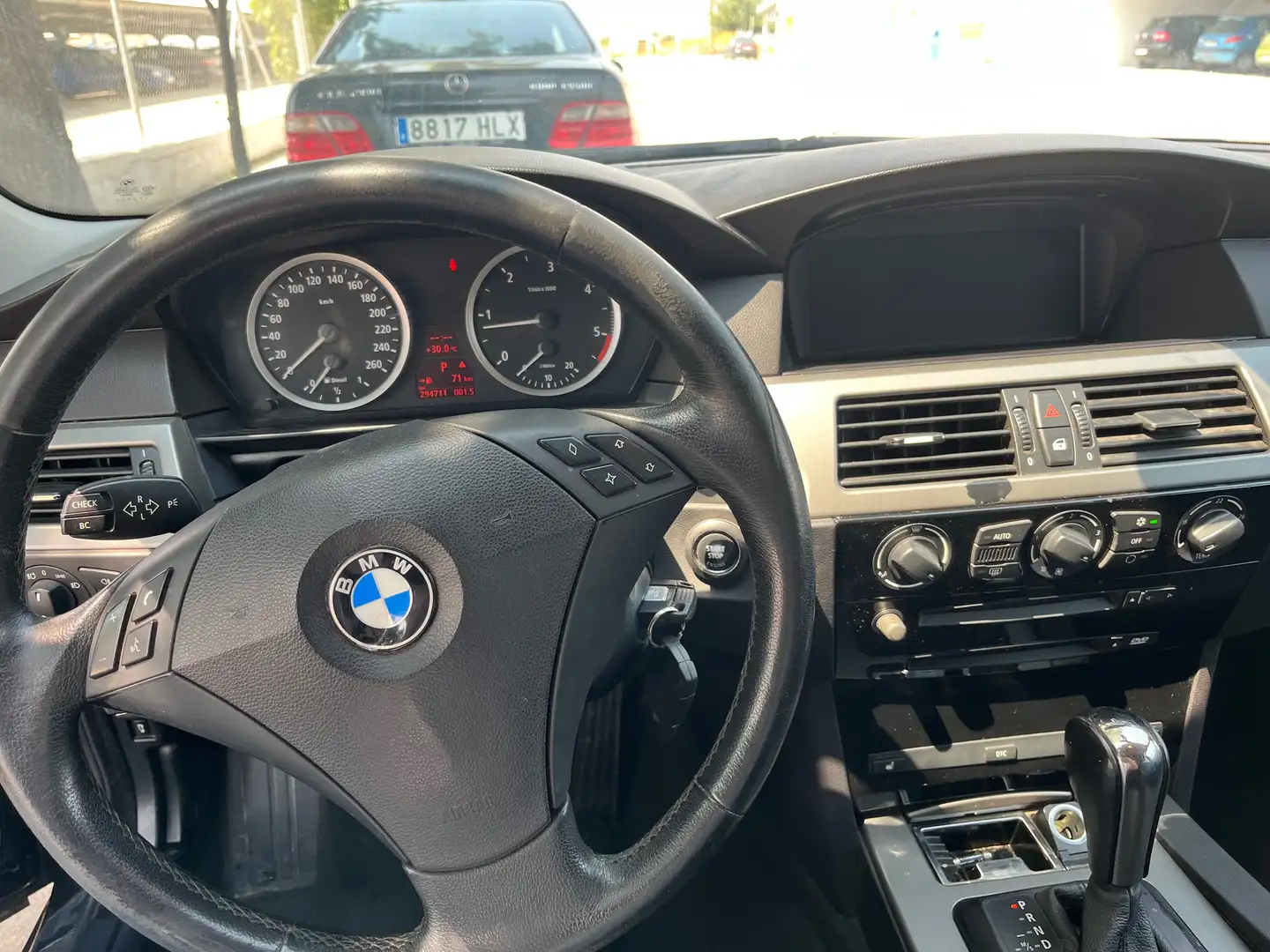 BMW 520 520d Touring Aut. Negro - 2