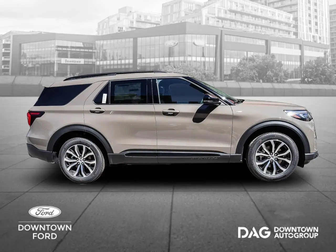 Ford Explorer снимка Ford Explorer