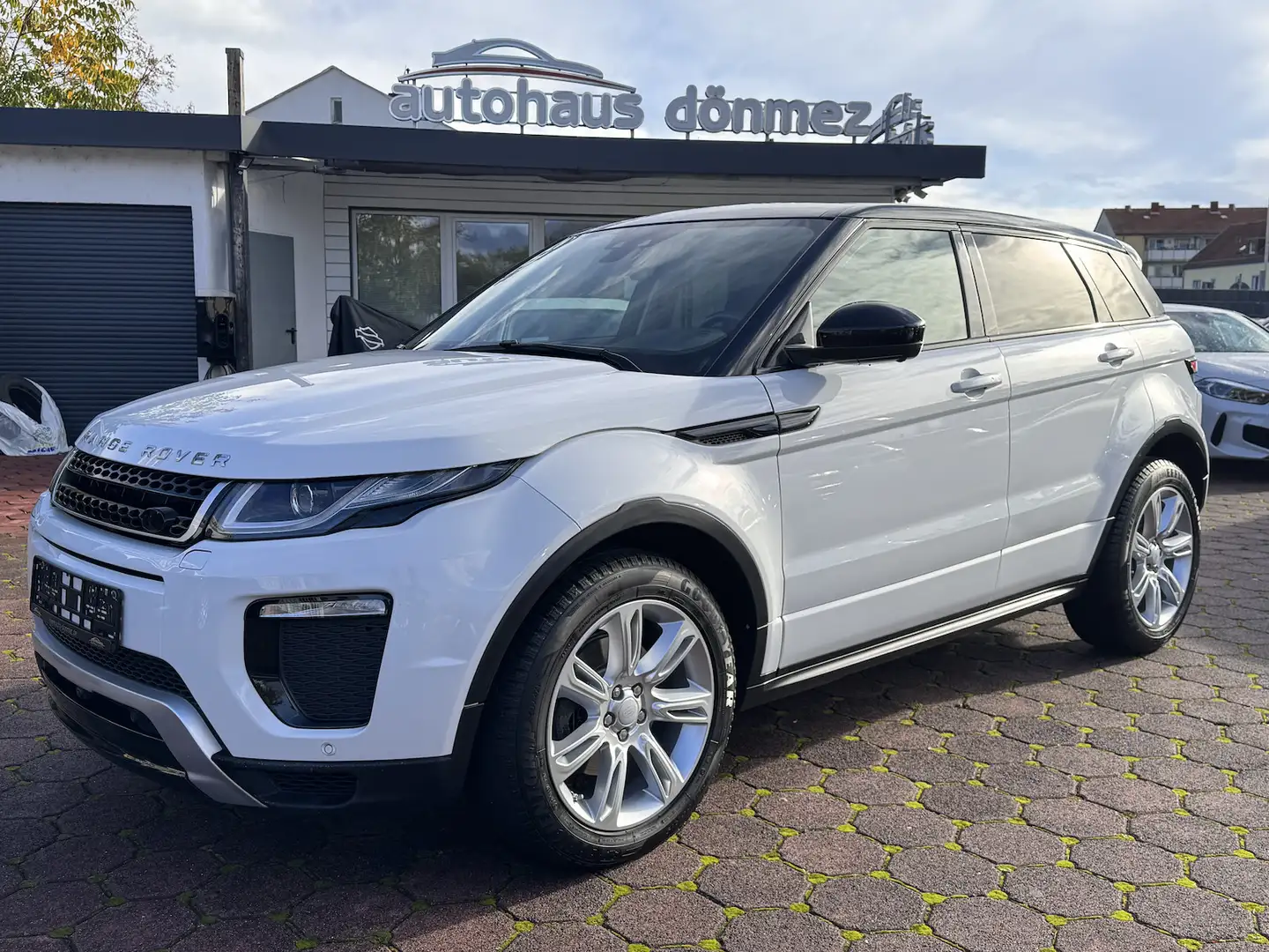 Land Rover Range Rover Evoque SE Dynamic RFKA NAVI MEMO TWA Weiß - 1