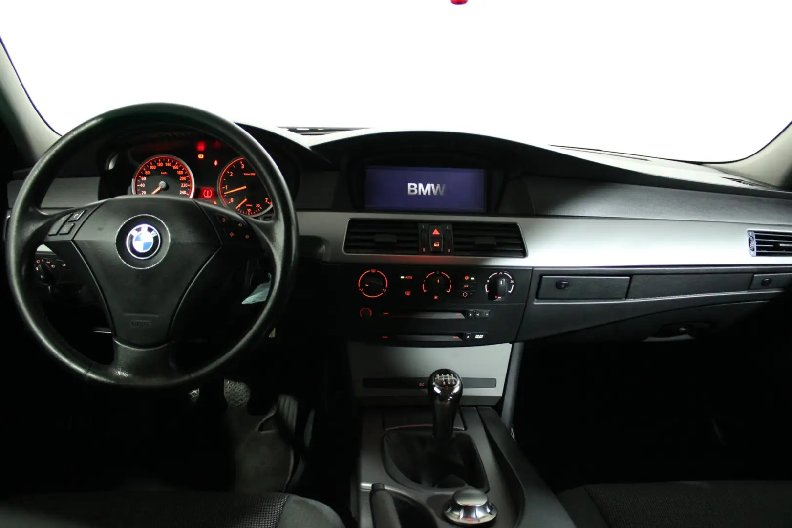 BMW 525 5-serie 525i 4-deurs|LM velg|Cruise|Nwe APK| Zwart - 2