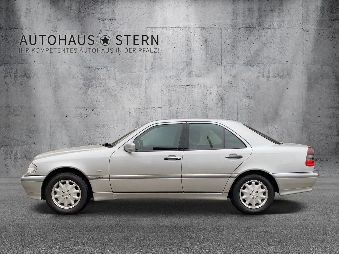 Mercedes-Benz C 180 Elegance|Automatik|Klima|Tempomat|Rentner Stříbrná - 2