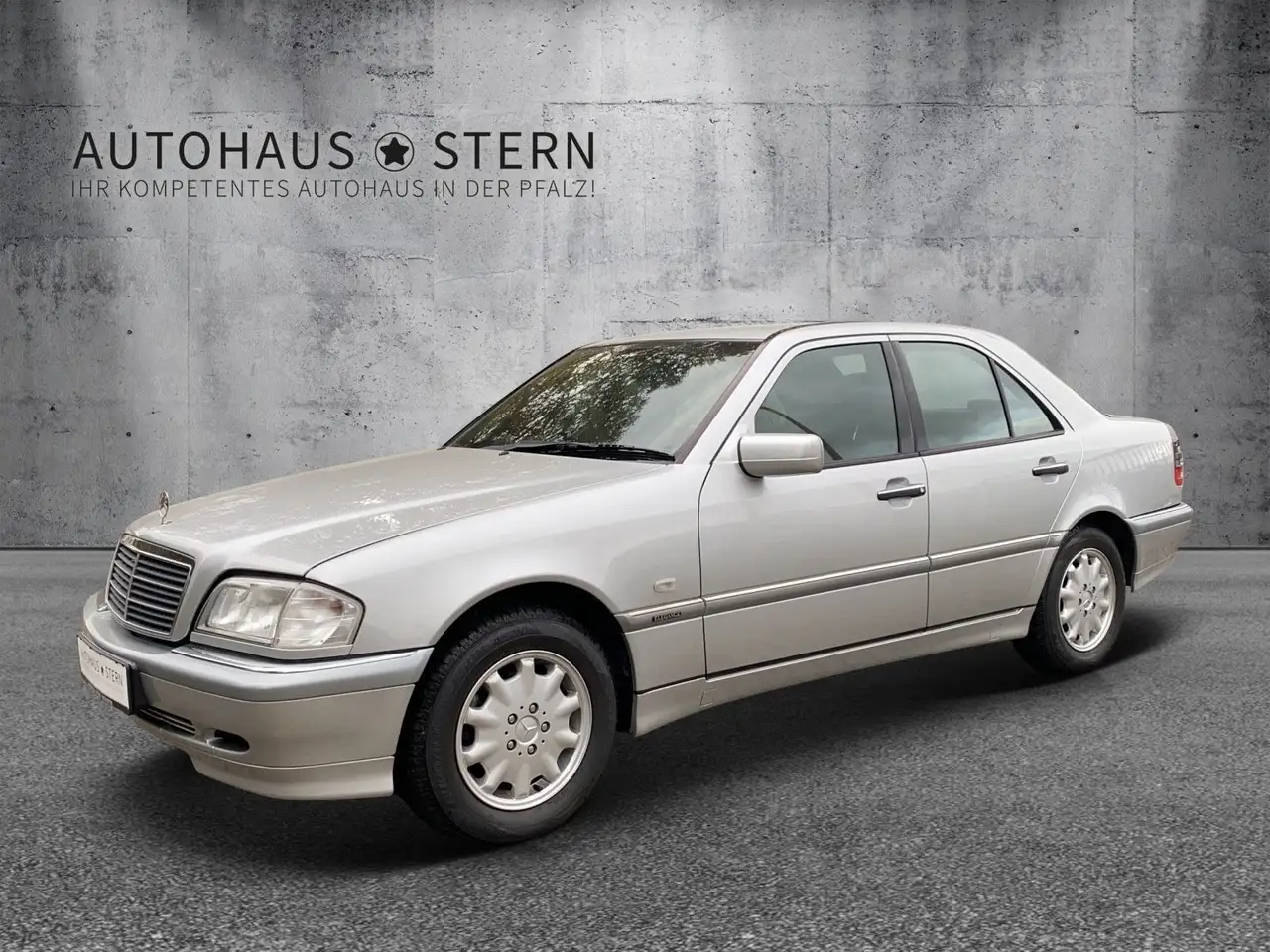 1999 - Mercedes-Benz C 180 C 180 Boîte automatique Berline