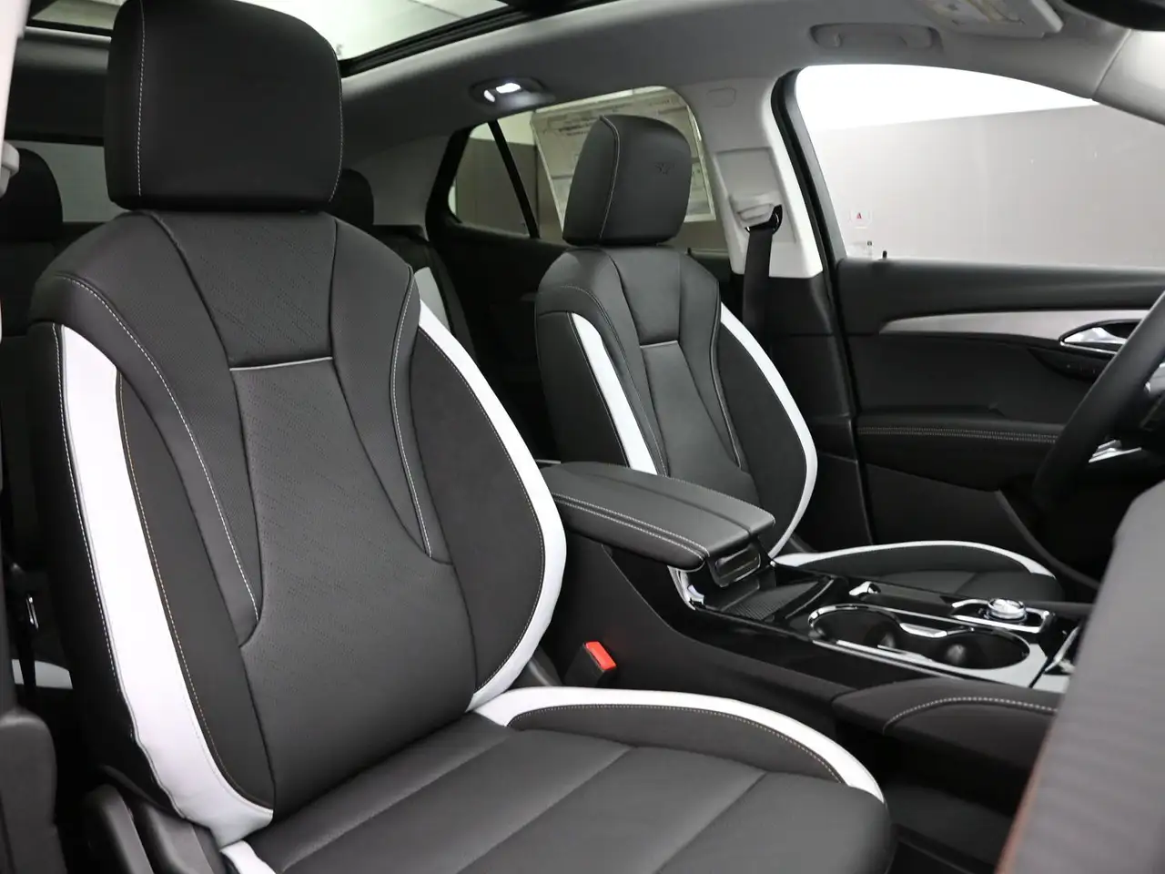 Buick Envision снимка Buick Envision