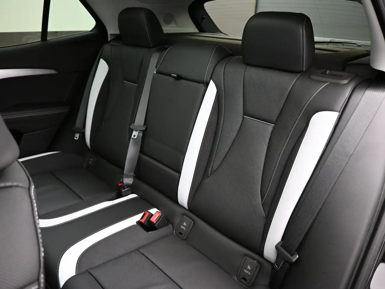 Buick Envision снимка Buick Envision