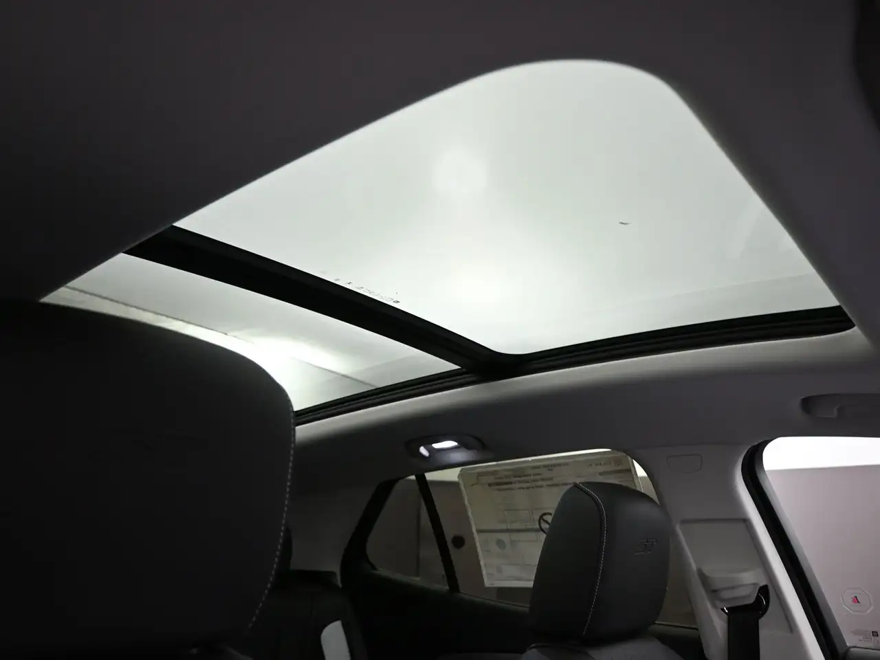 Buick Envision снимка Buick Envision
