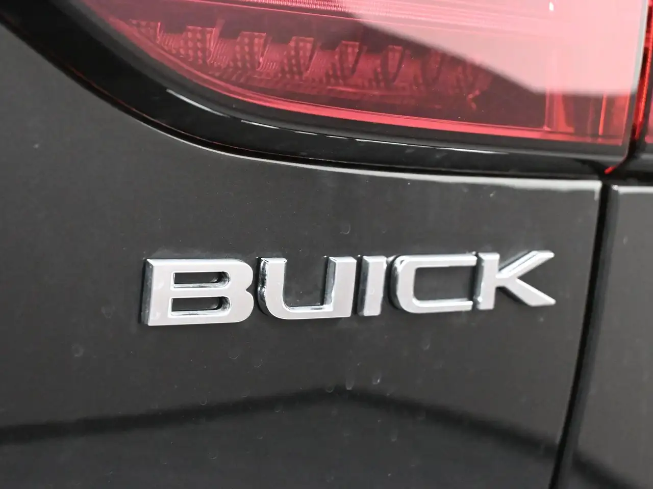 Buick Envision снимка Buick Envision