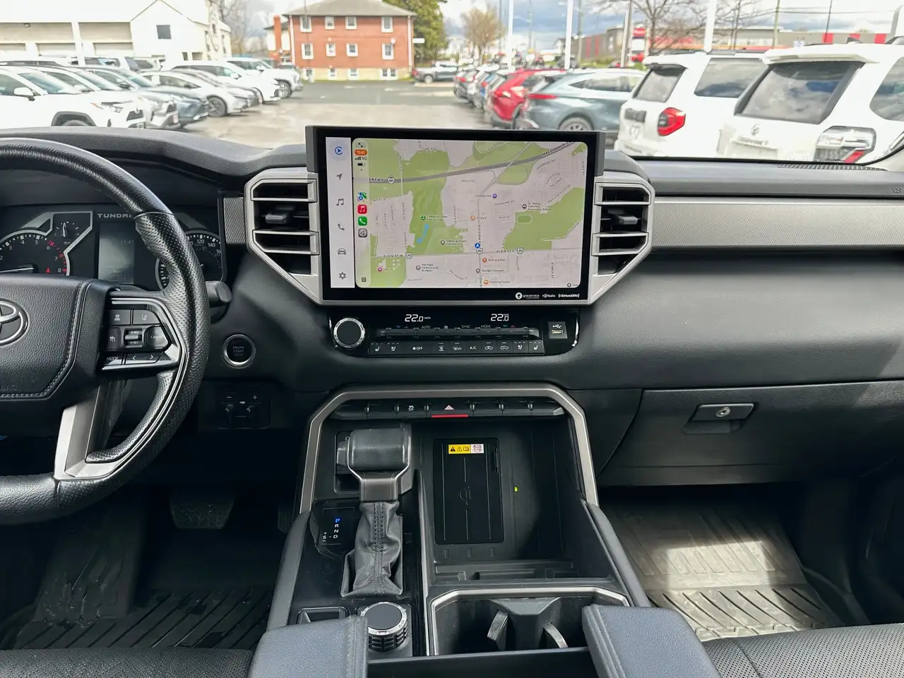 Toyota Tundra снимка Toyota Tundra