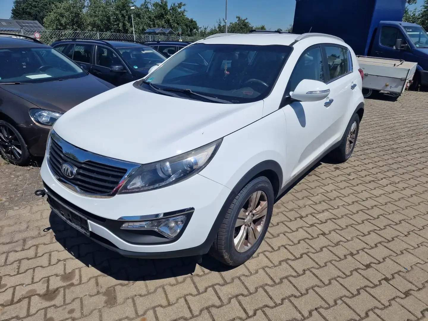 Kia Sportage Vision 2WD Белый - 1
