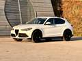 Alfa Romeo Stelvio 2.2 JTDM Super Q4 / AHK 2.3t / Diesel / Leder Weiß - thumbnail 3