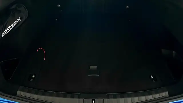 Alfa Romeo Stelvio view 24