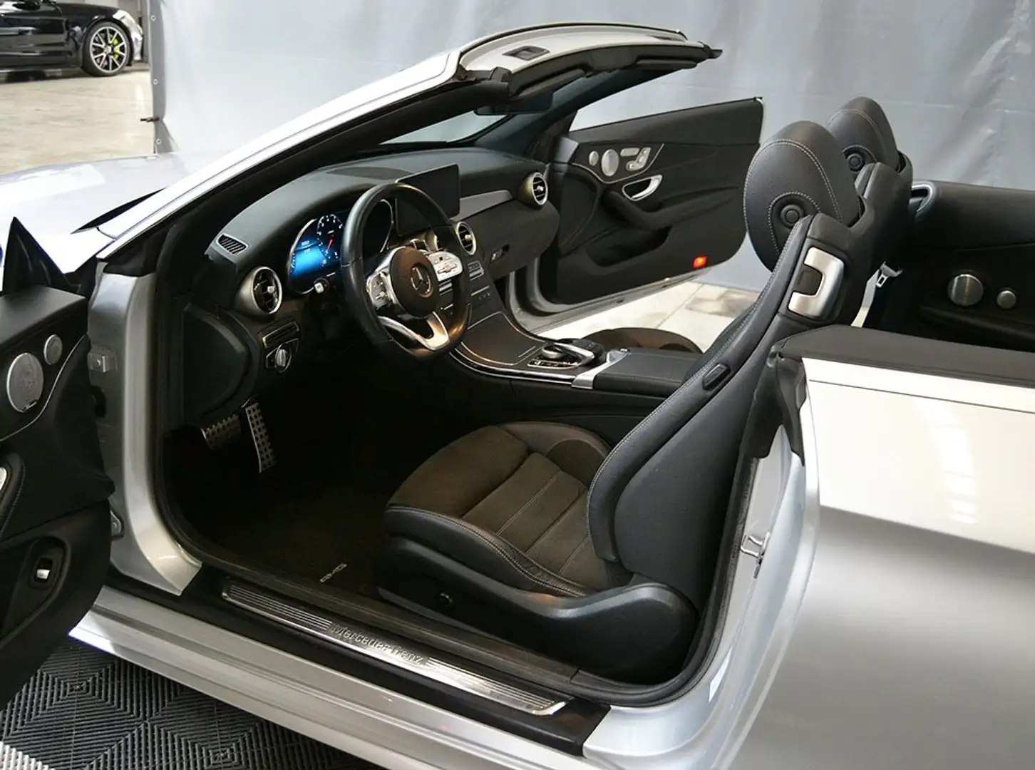 Mercedes-Benz C 180 Auto Cabrio Premium Plus Amg "PROMO" Argento - 2