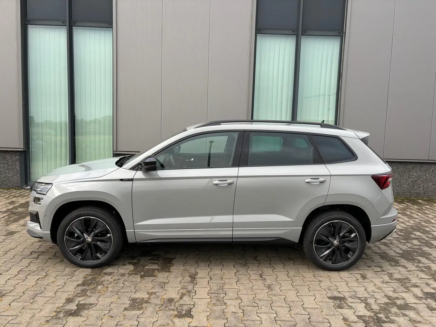 Skoda Karoq Sportline Angebot f. Menschen mit Behinderung a... - 1
